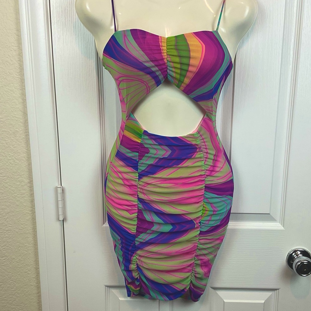 Pre-Owned Black Bead Moire Patterned Pastel   Slip On Dress, Size Small
